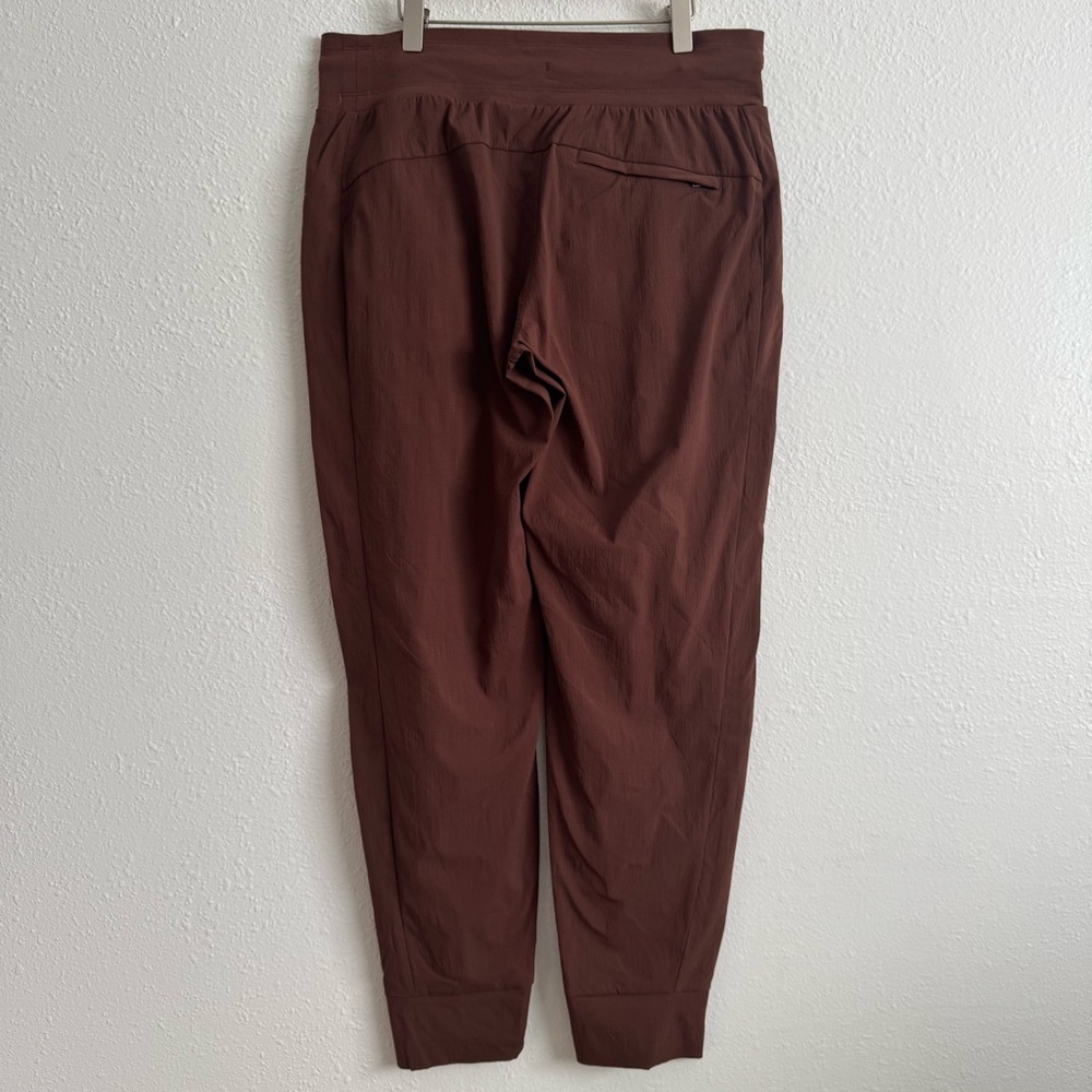 ATHLETA Reddish Cognac Brown Trekkie North High Waisted Workout Jogger Pants - Picture 10 of 15